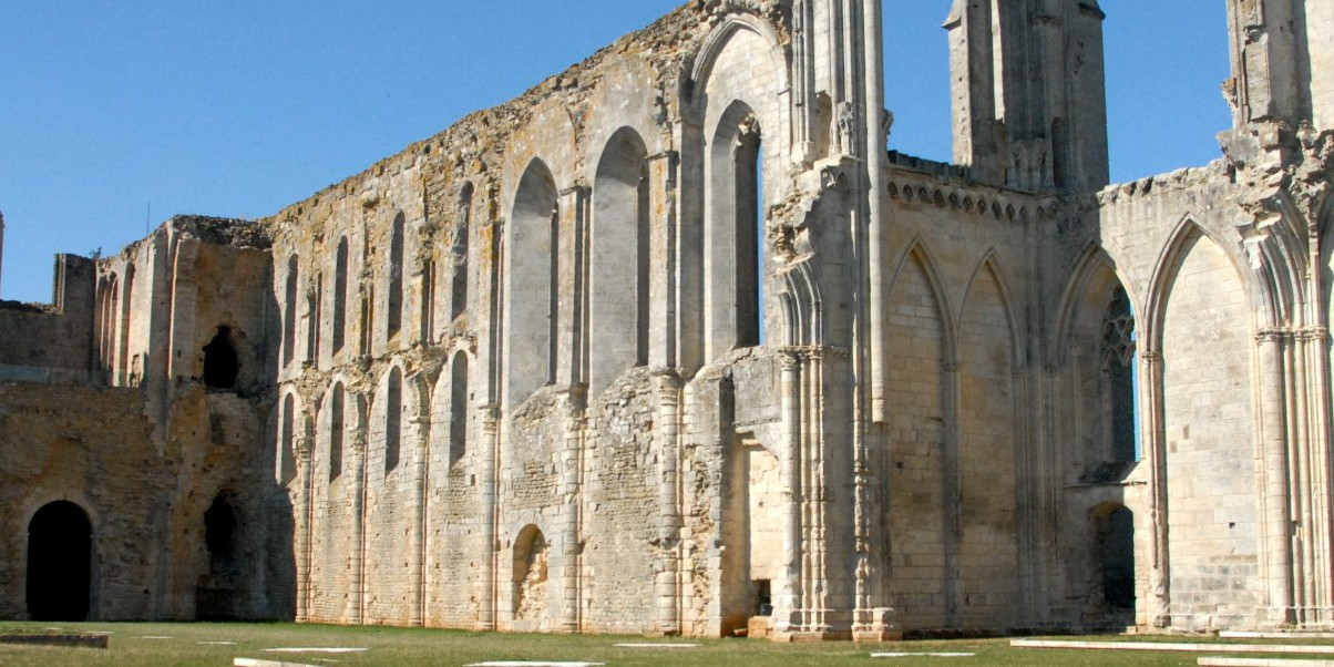 Abbaye de Maillezais
